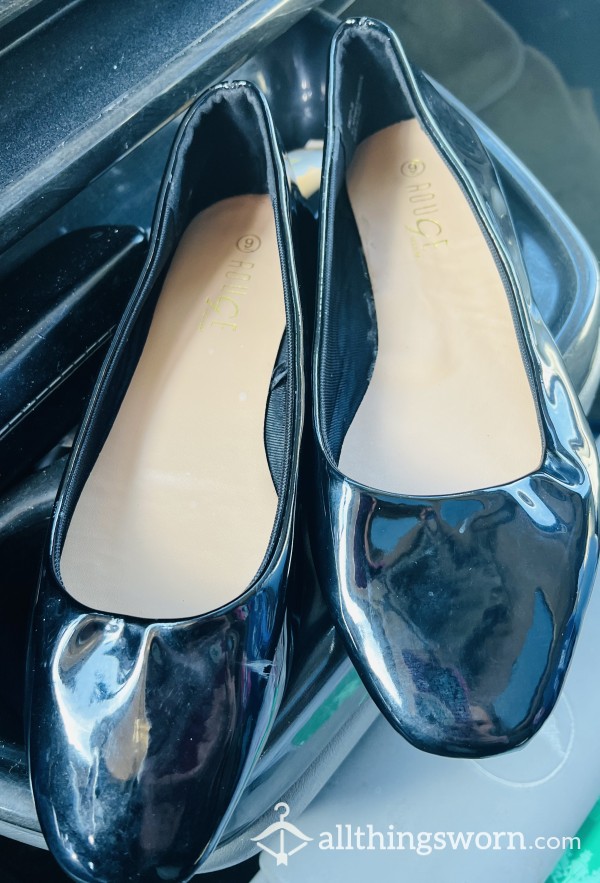 Flat Shoes, Shiny Black Paton Comes With Seven Daywear