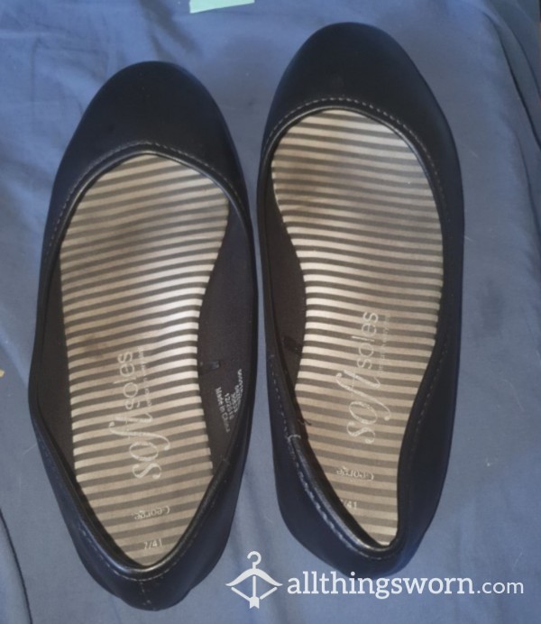 Flat Shoes With Footprints Inside