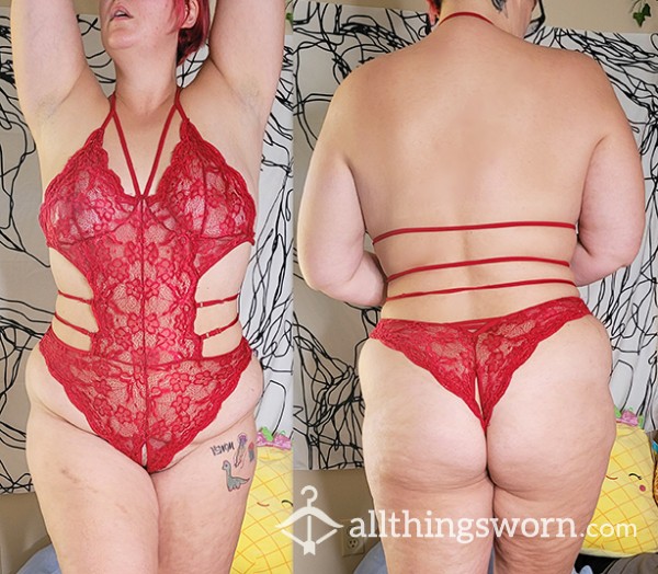 Flattering Red Lace Strappy Open Crotch Teddy 2XL