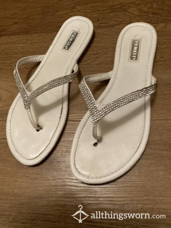 Flip Flop Sandals Used For Footjobs Nearly Broken