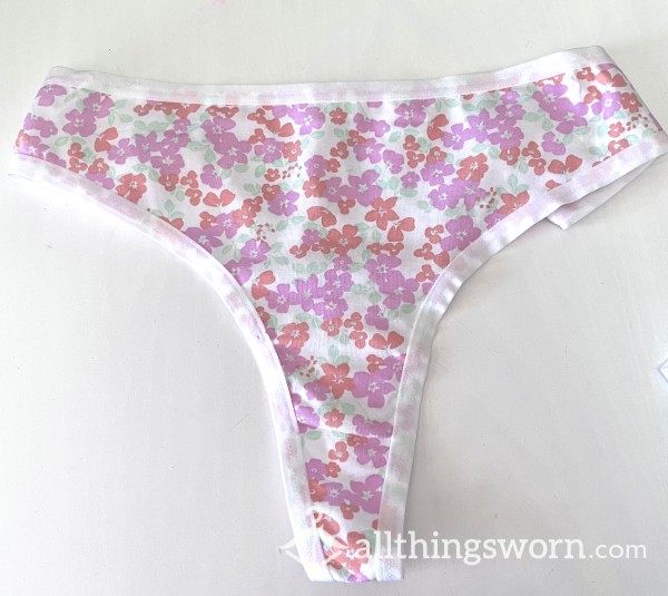 Floral Thong 🌸🌺
