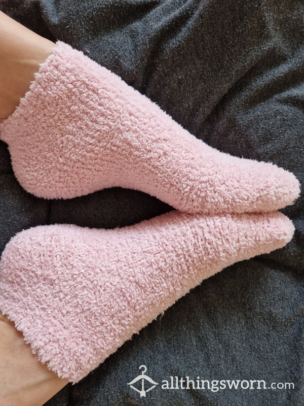 Fluffy Pink Ankle Socks