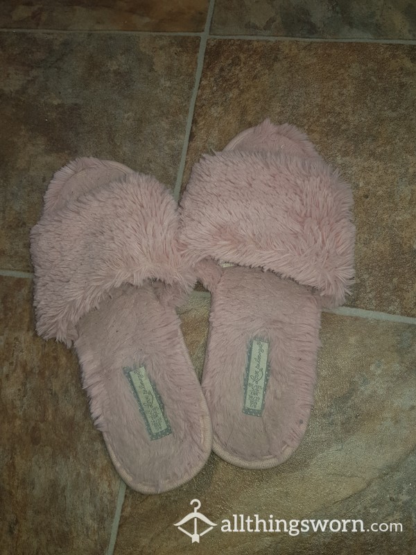 Fluffy Pink Dirty Slippers