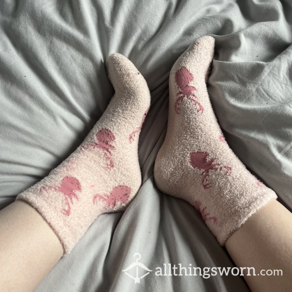 Fluffy Pink Reindeer Slipper Socks
