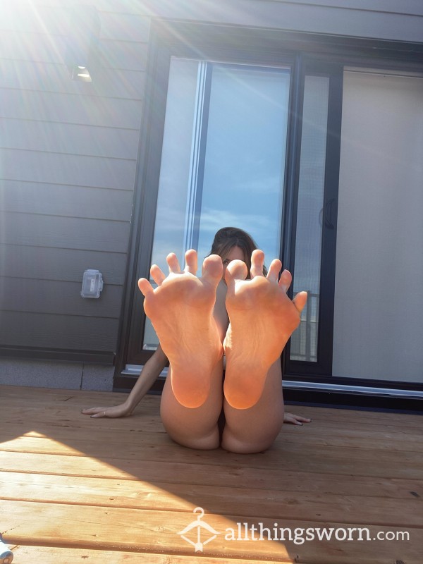 Foot Domination Content
