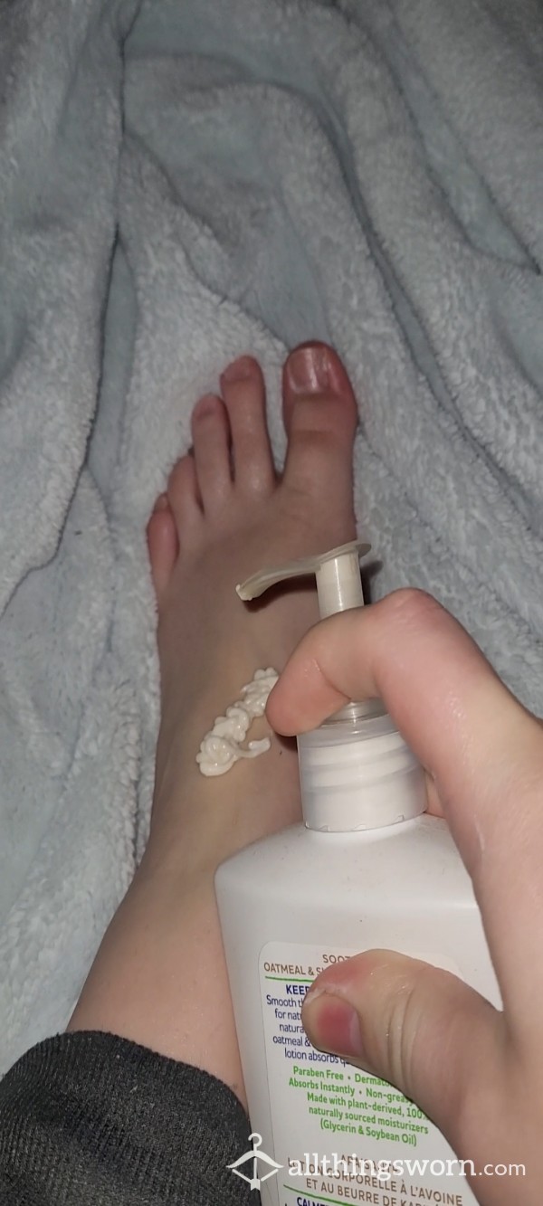 Foot Rub With Lotion