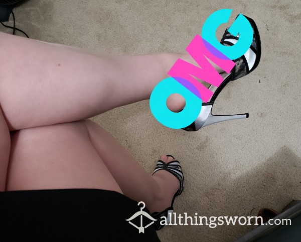 Foot / Shoe Picture Set: At A Wedding Tonight!