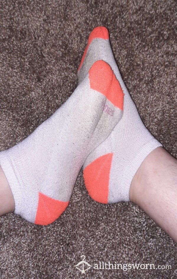 Buy Foot Stained White Hanes Ankle Socks With Colored