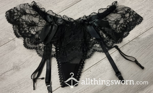 Worn Sexy Black Suspender Belt With Built In Thong 😜
