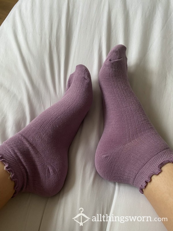 Frilly Purple Ankle Socks