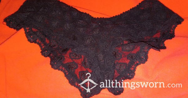 Fruit Of The Loom Black Lace Heart Pattern Panties.  Size 6.