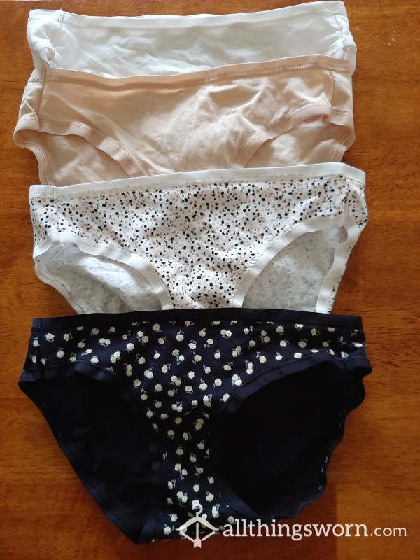 Full Back Cotton Panties UPDATE WHITE AND SPECKLED PANTIES SOLD (10/20/23) BLACK FLORAL AND NUDE STILL AVAILABLE!