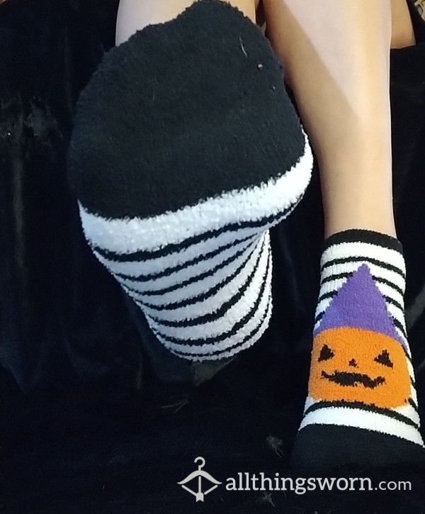Fuzzy Jack-o'-lantern 🎃 Ankle Socks