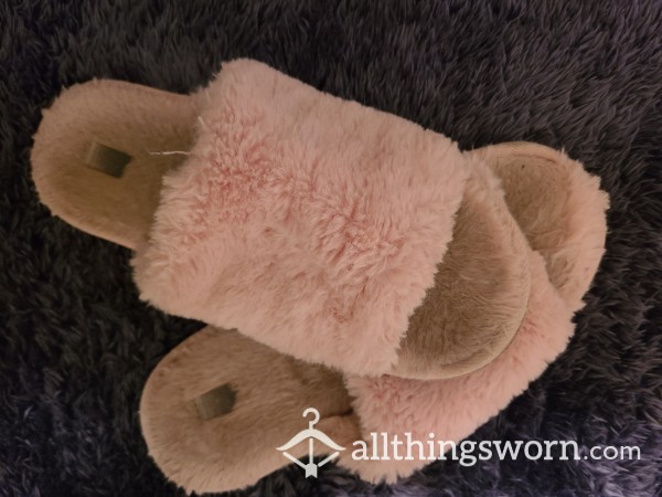 Fuzzy Pink House Slippers