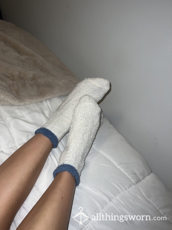 Black Bottom Fuzzy Socks