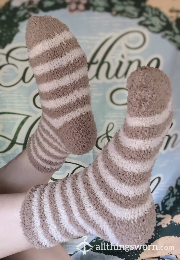 Fuzzy Socks - Brown & White