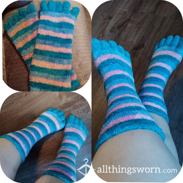 Fuzzy Toe Socks!