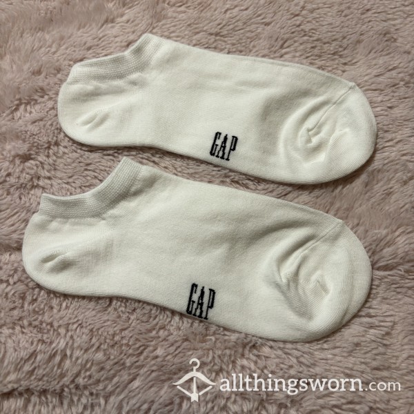 GAP White Ankle Socks 🧦