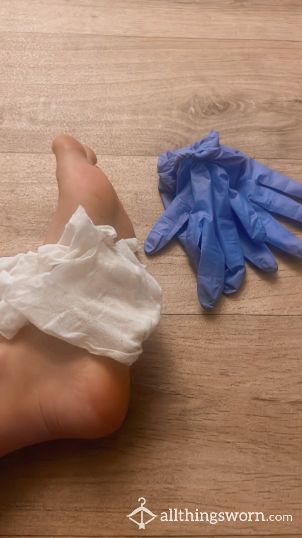 Gloves And Feet Wipes