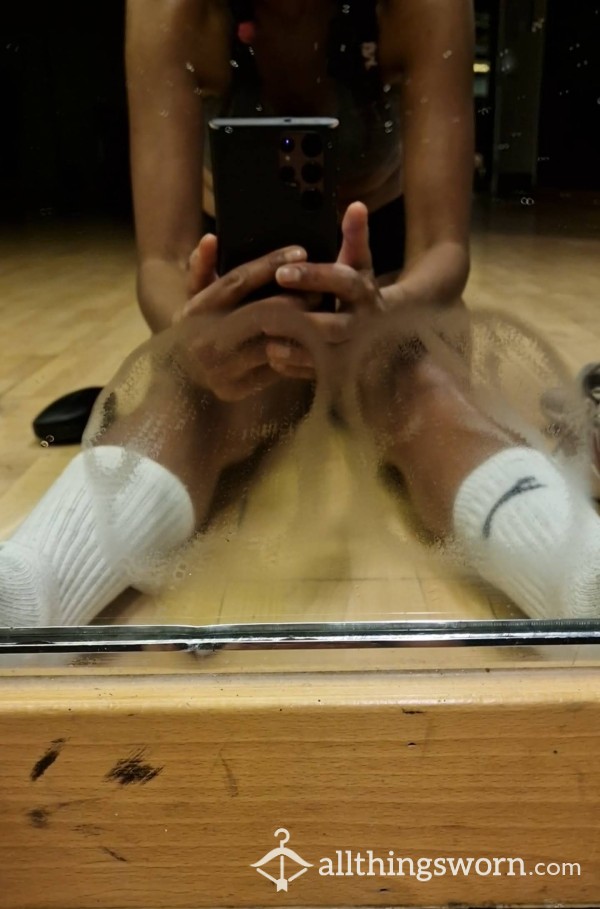 Goddess Tootsie | Sweat Stained Crew Socks | Sweaty Foot-Prints On A Mirror | Lifetime Feet Clip |