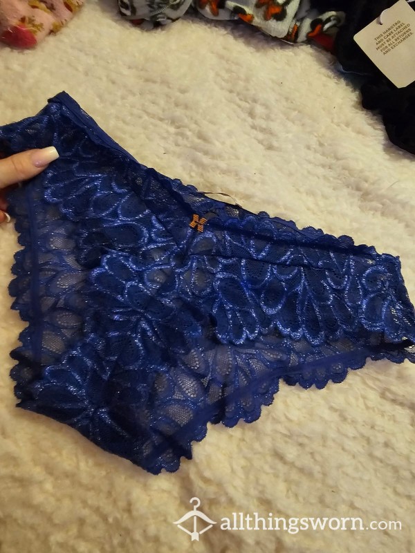 **SOLD**Gorgeous Blue Savage Fenty Panties (size 10)**SOLD**