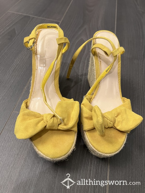 Gorgeous Yellow Rattan Summer Heels