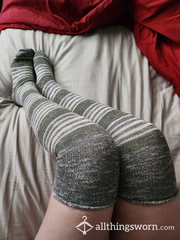 Gray And White Striped Ribbed Knit Thigh High Socks