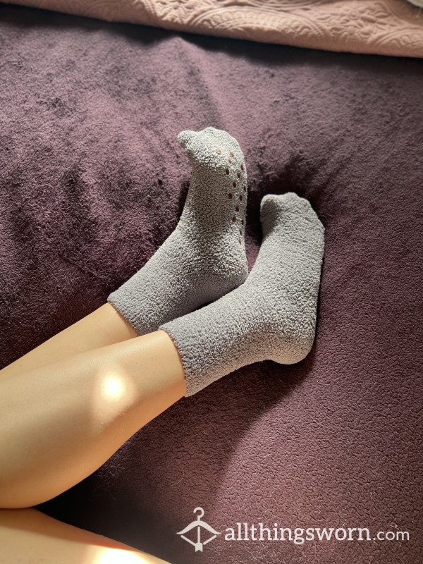 Gray Fuzzy Socks 🖤