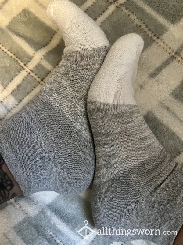Gray Heather And White Ankle Socks