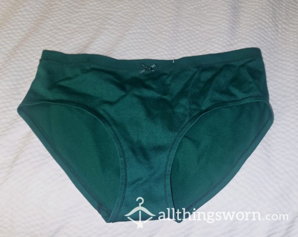 Green Cotton Full Back Panties With 24 Hrs Wear