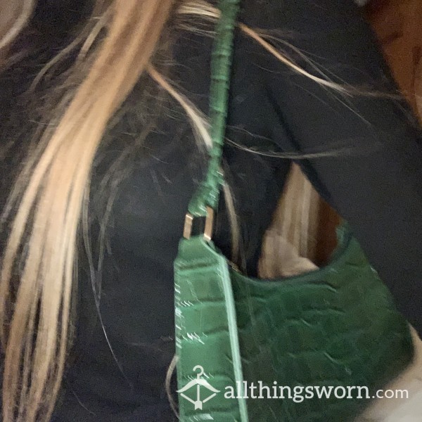✨SOLD✨ Emerald Green Handbag