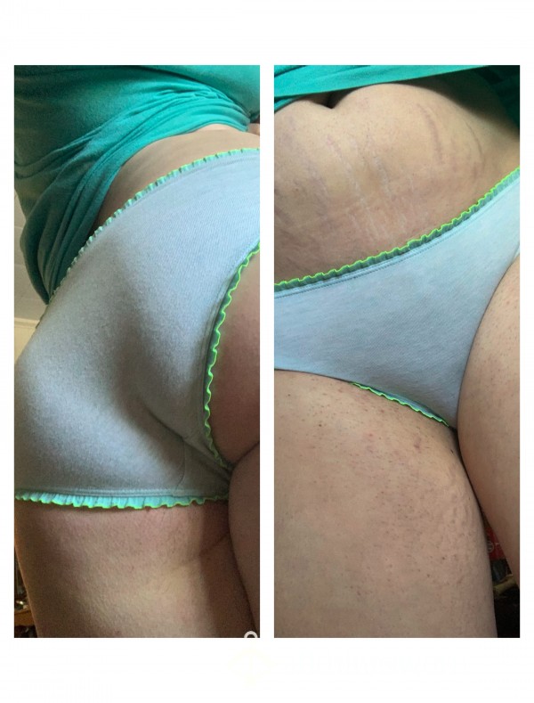 Green Ruffle Victoria’s Secret (Size M) Full Back Bikini