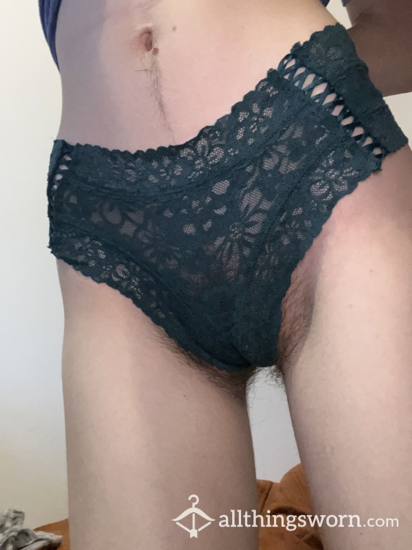 Green VICTORIA’S SECRET Lace Cheeky Thong