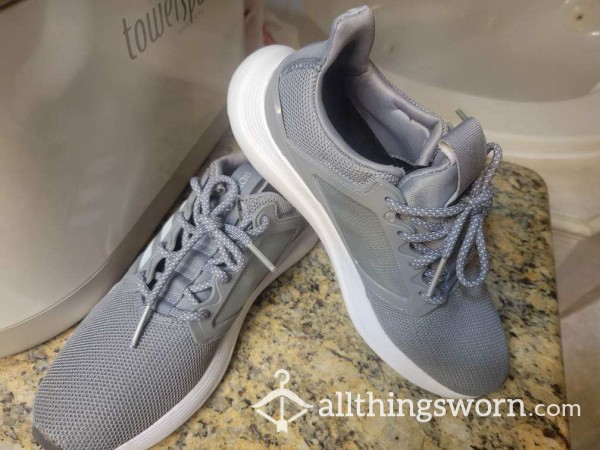 Grey Adidas Errand Runners 🤍