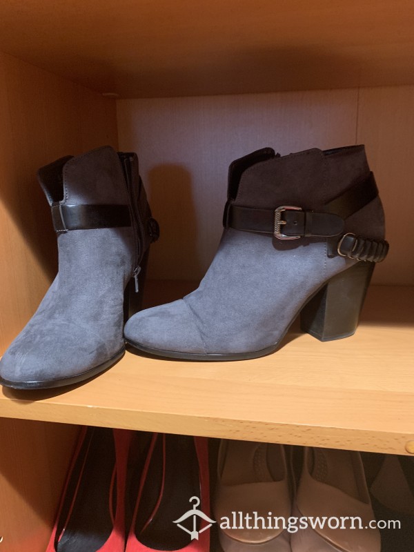 🖤Grey And Black Ankle Boots