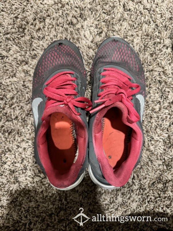 Grey And Hot Pink Nikes