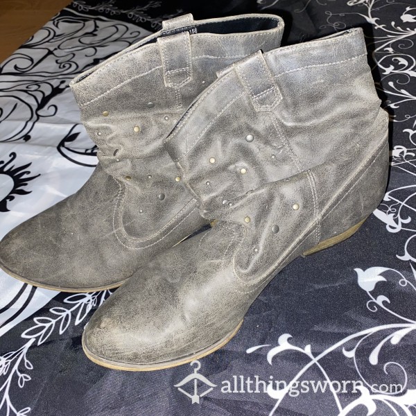 Grey Chelsea Boots