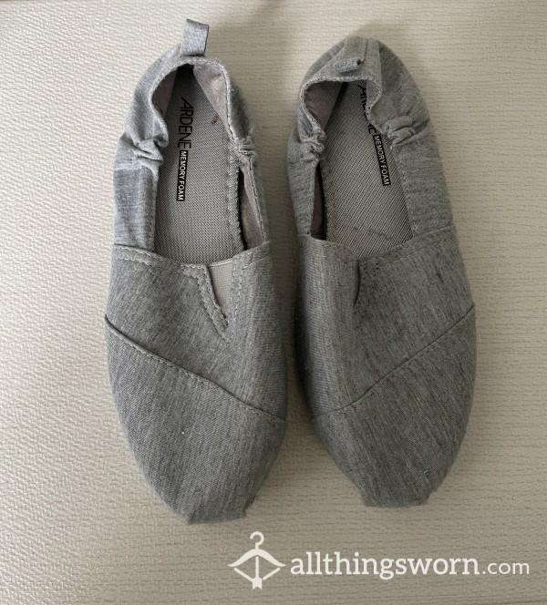 ❌Sold❌Grey Flat Smelly Shoes