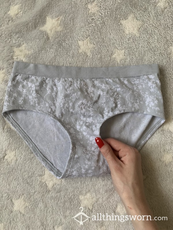 Grey Flower Panties 🌸😇
