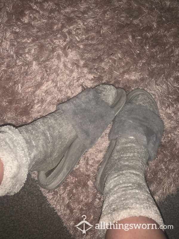 Grey Fluffy Sweaty Slippers!