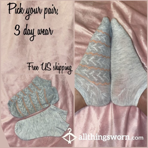 Grey & Grey/white/peach Design Socks. 3 Day Wear & Free US Shipping 🧦 🖤