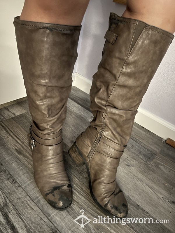 Grey Knee High Boots/ Side Zippers/ Size 10 Feet