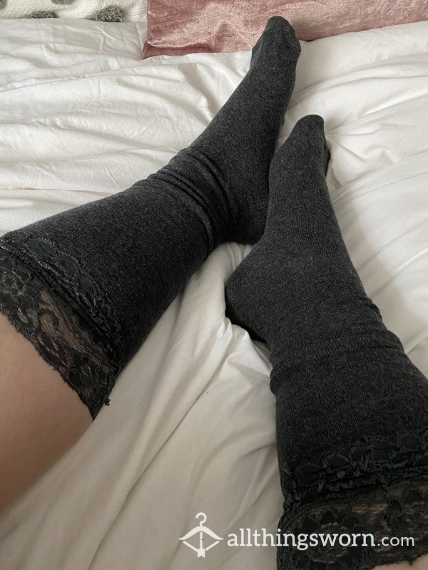 Grey Lacy High Socks Wellworn
