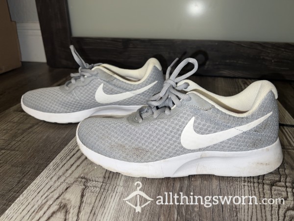 Grey Nike’s