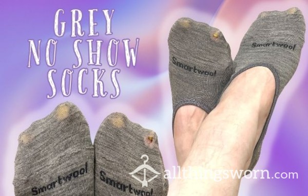 GREY NO SHOW SOCKS