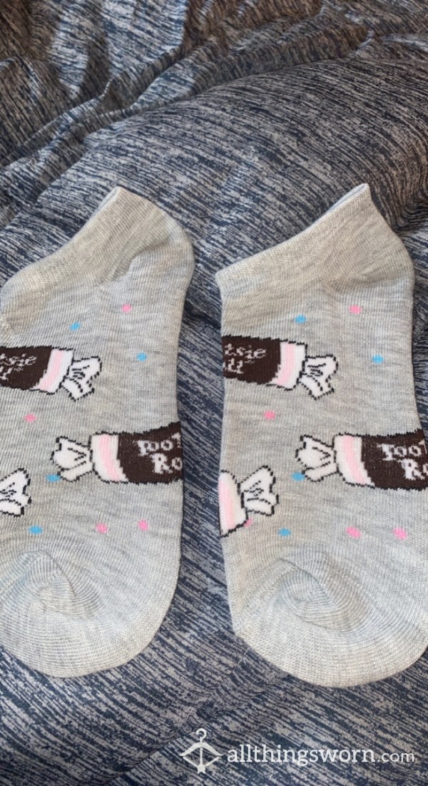Grey Tootsie Roll Socks