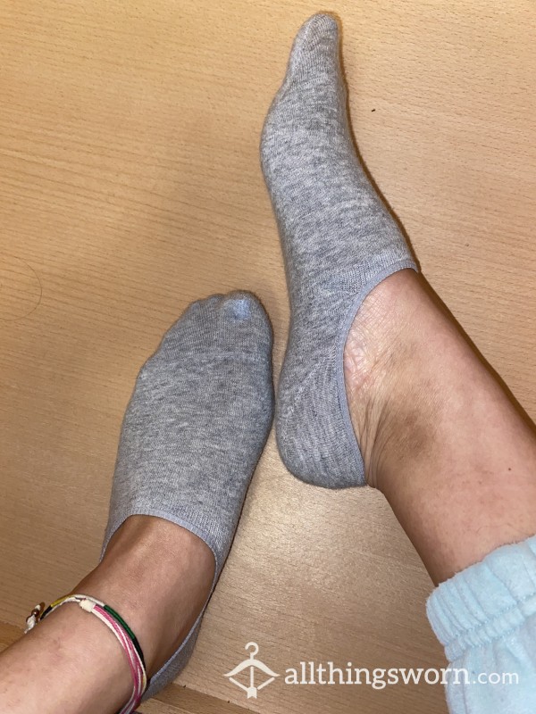 Grey Worn Ankle Socks