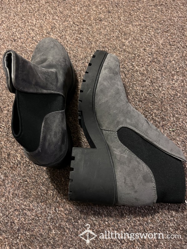 Grey Worn Boots Size 4