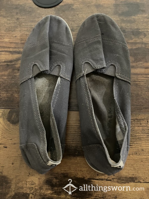 Gross Gray Flats - US Shipping Included - Ready To Be Customized