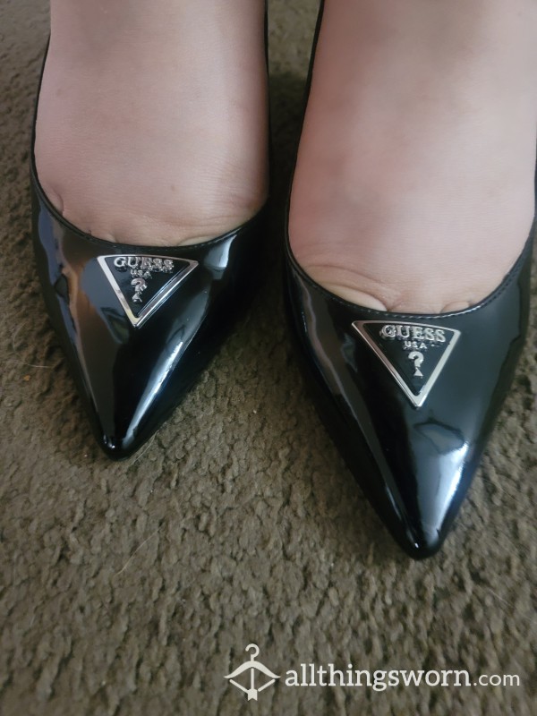 GUESS Dressed Shoes